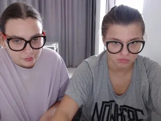 Live sex webcam photo for BugaGirls #177704098