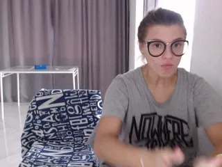 Live sex webcam photo for BugaGirls #177705035