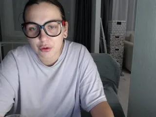 Live sex webcam photo for BugaGirls #177712995