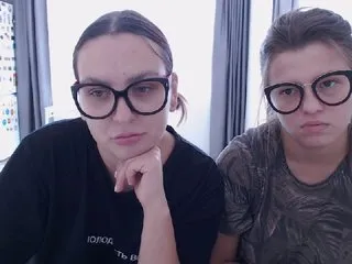 Live sex webcam photo for BugaGirls #178250489