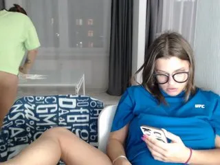 Live sex webcam photo for BugaGirls #178663877