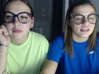 Live sex webcam photo for BugaGirls #178686958