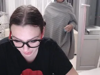 Live sex webcam photo for BugaGirls #179010296