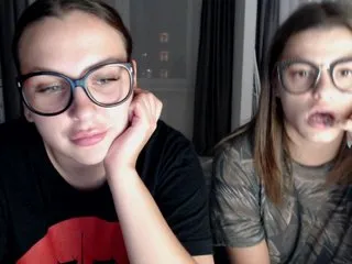 Live sex webcam photo for BugaGirls #181320746