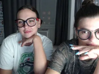 Live sex webcam photo for BugaGirls #181600814