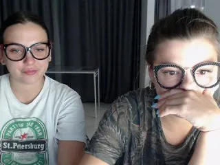 Live sex webcam photo for BugaGirls #181751882