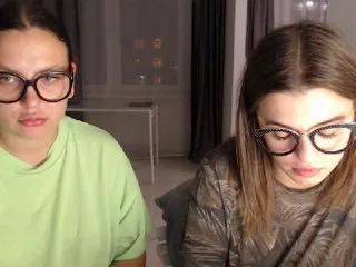 Live sex webcam photo for BugaGirls #181939955