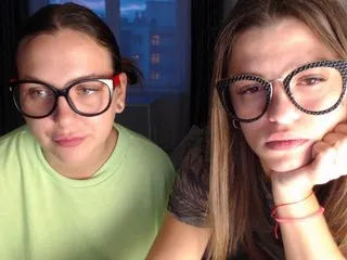 Live sex webcam photo for BugaGirls #181988852