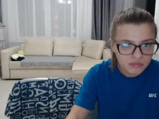 Live sex webcam photo for BugaGirls #183254019