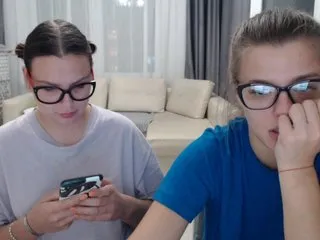 Live sex webcam photo for BugaGirls #183268673