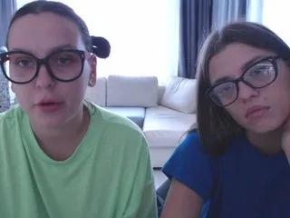 Live sex webcam photo for BugaGirls #183633391