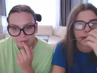 Live sex webcam photo for BugaGirls #183636828