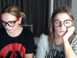 Live sex webcam photo for BugaGirls #188913216