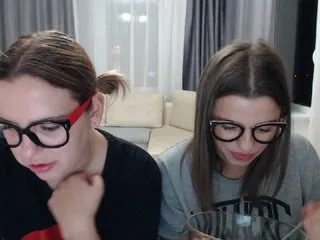 Live sex webcam photo for BugaGirls #189094107