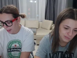 Live sex webcam photo for BugaGirls #189380986