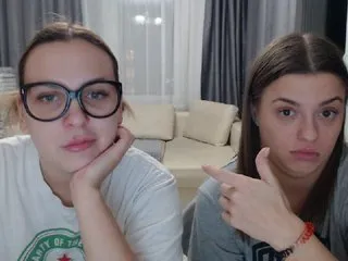 Live sex webcam photo for BugaGirls #189382752