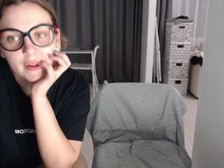 Live sex webcam photo for BugaGirls #198939423