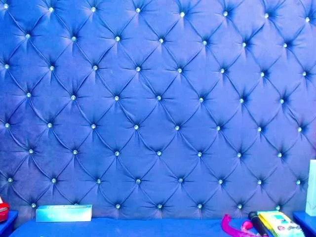 Live sex webcam photo for BulmaPrinces #291388176