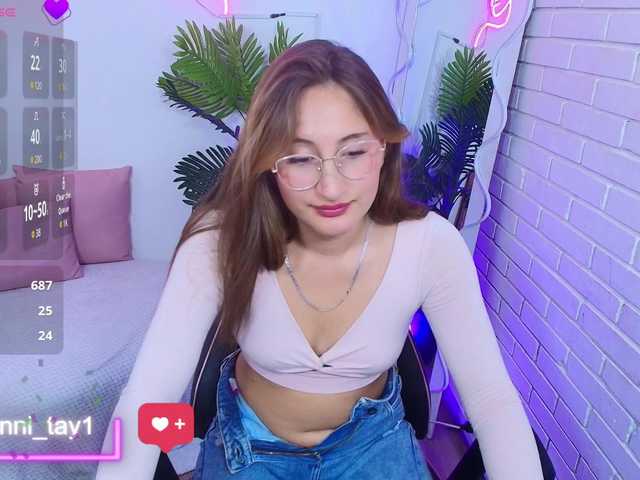 Live sex webcam photo for Bunni-tay #291934501