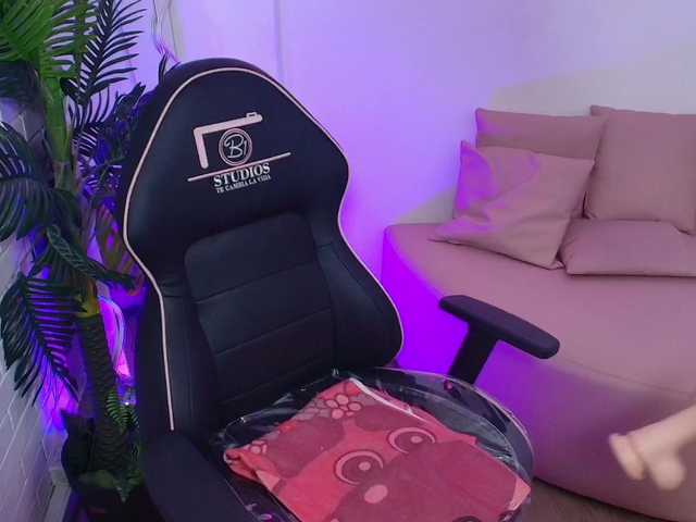 Live sex webcam photo for Bunni-tay #291966688