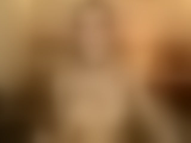 Live sex webcam photo for BunnyNikkii #294084038