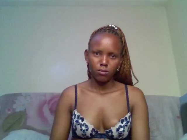 Live sex webcam photo for Bunnydiva- #292547375