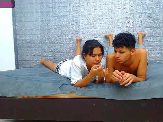 Live sex webcam photo for Burningxlove #275640168