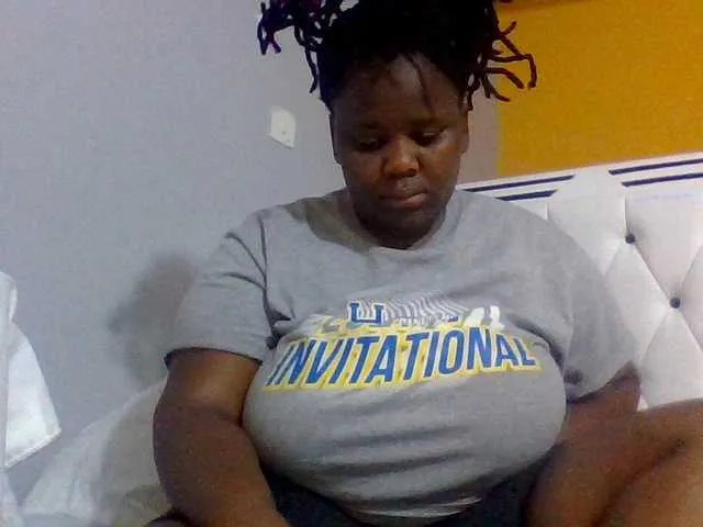 Live sex webcam photo for Bursty-Monique #291828923