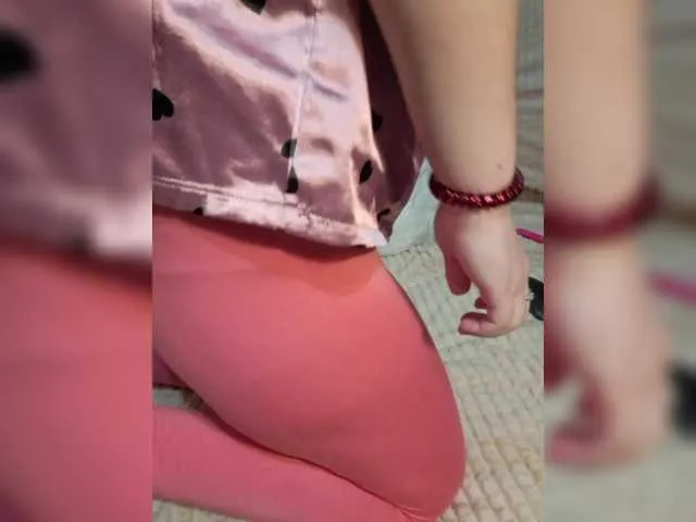 Live sex webcam photo for BusiNkab #290589422