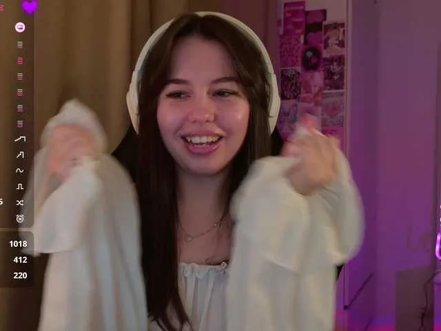 Live sex webcam photo for Businkaa #290349355