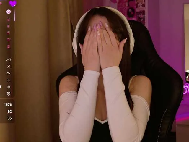 Live sex webcam photo for Businkaa #290434426