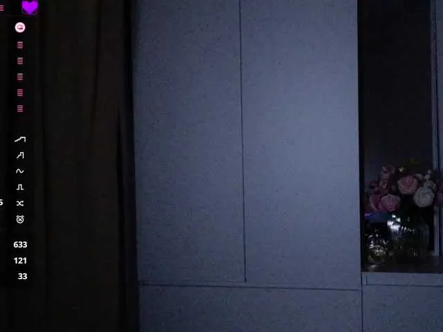 Live sex webcam photo for Businkaa #290455256