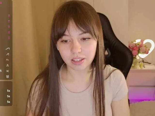 Live sex webcam photo for Businkaa #290886367