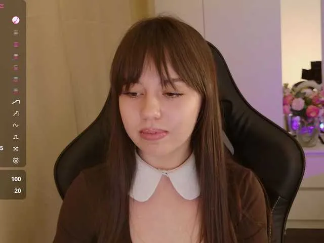 Live sex webcam photo for Businkaa #290932400