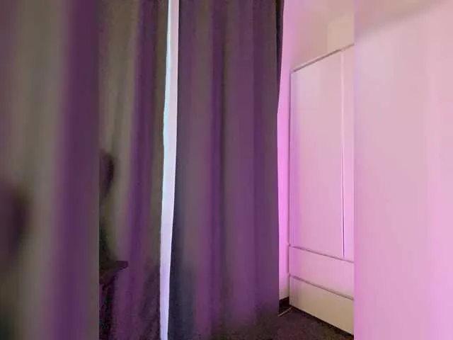 Live sex webcam photo for Businkaa #291348791