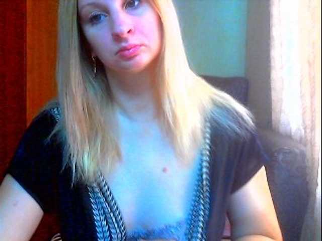 Live sex webcam photo for BustyBlondy #274163542