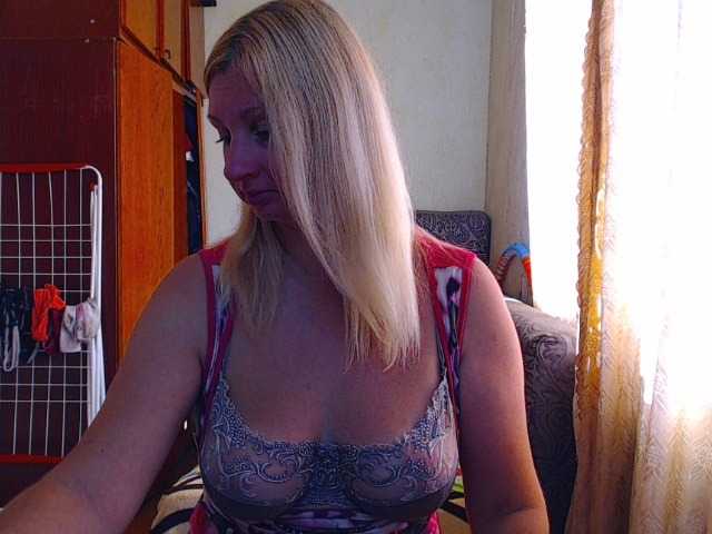 Live sex webcam photo for BustyBlondy #276136476