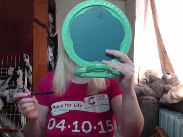 Live sex webcam photo for BustyBlondy #290682497