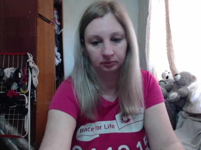 Live sex webcam photo for BustyBlondy #290724350