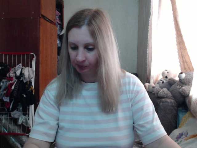 Live sex webcam photo for BustyBlondy #290772149