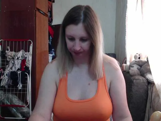 Live sex webcam photo for BustyBlondy #291307021