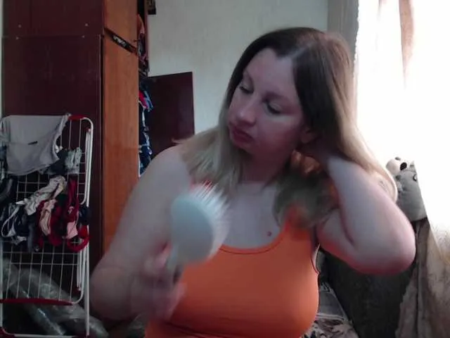 Live sex webcam photo for BustyBlondy #291352005