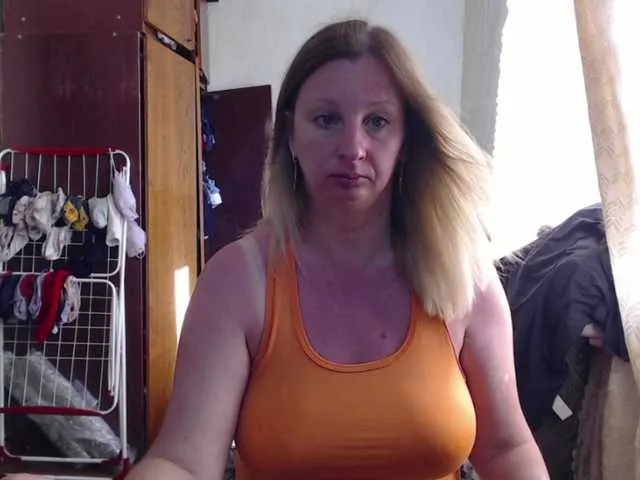 Live sex webcam photo for BustyBlondy #291430077