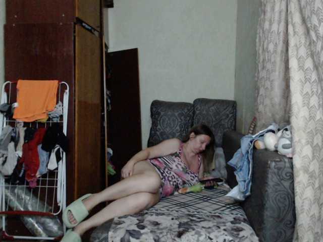 Live sex webcam photo for BustyBlondy #291550161