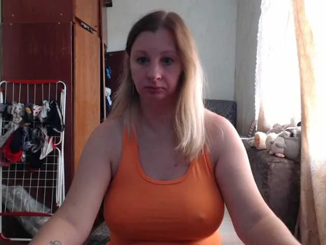 Live sex webcam photo for BustyBlondy #291600783