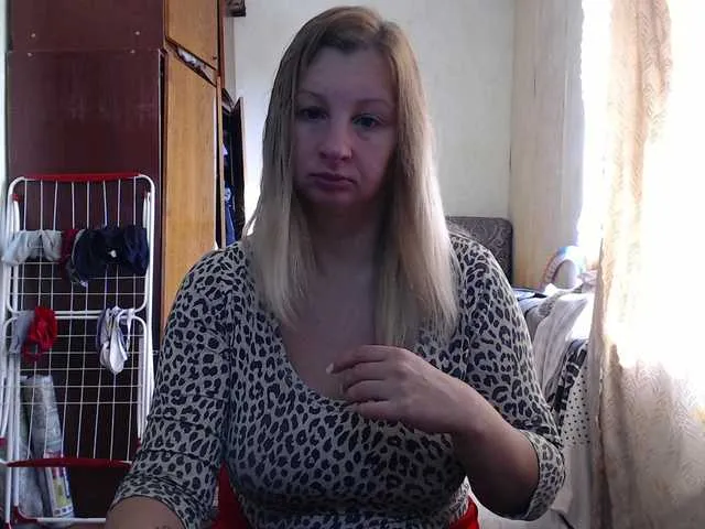 Live sex webcam photo for BustyBlondy #292018653