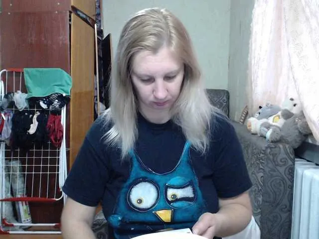 Live sex webcam photo for BustyBlondy #292259920