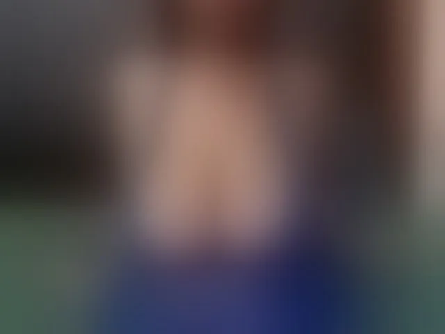 Live sex webcam photo for Bustytitsxx22 #293059401
