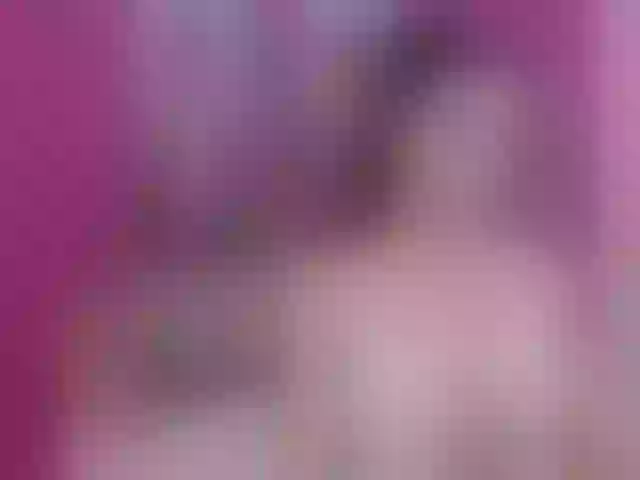 Live sex webcam photo for BustyxxHelen #272039610