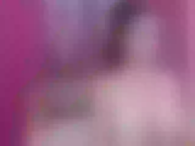 Live sex webcam photo for BustyxxHelen #272837770